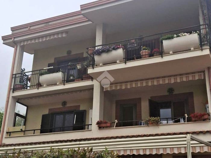 Appartamento quadrilocale in vendita in Via Alcide de Gasperi, Marano Marchesato