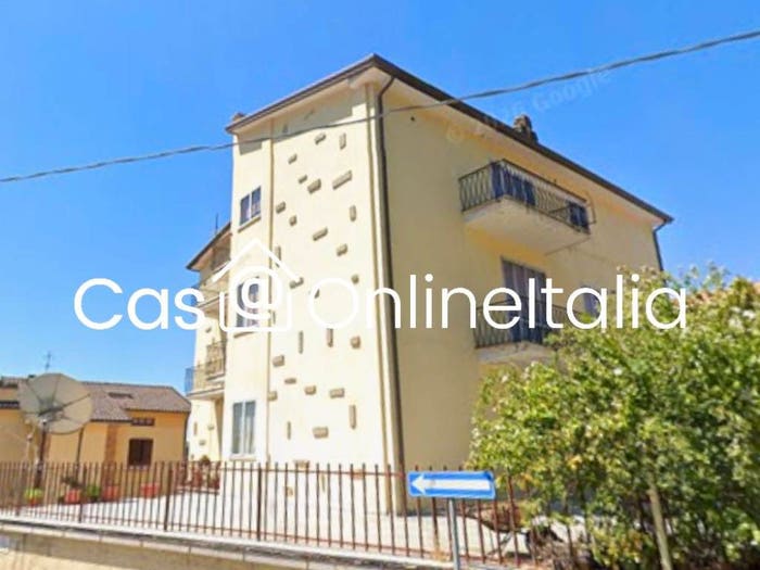 Appartamento con 6 locali in vendita in Via Valsorda, Centro, Gualdo Tadino