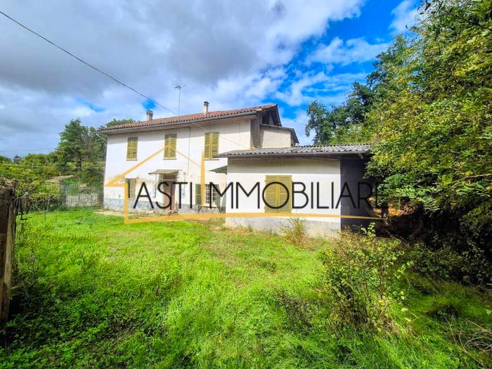 Casa con 6 locali in vendita in Cascina Valleggio, Montemagno