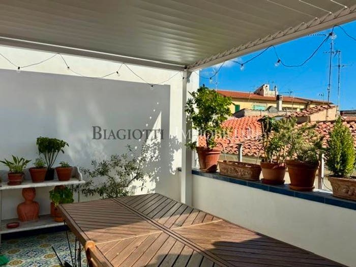 Appartamento con 5 locali in vendita in Antignano Banditella, Livorno
