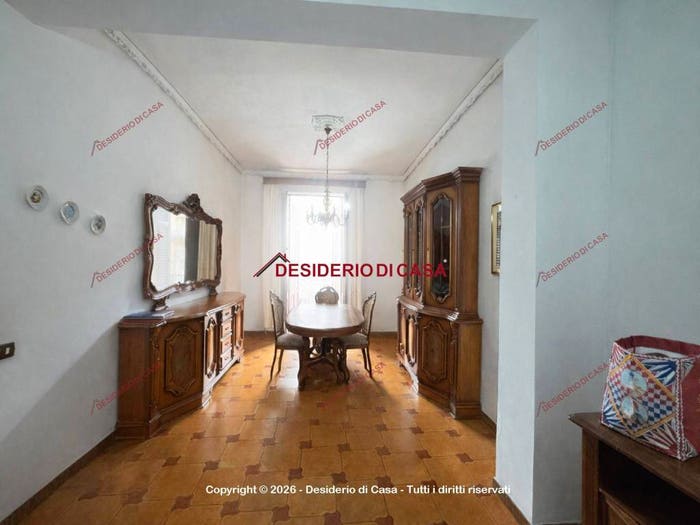 Casa con 6 locali in vendita in Via Ignazio Lanza di Trabia, Centro, Bagheria