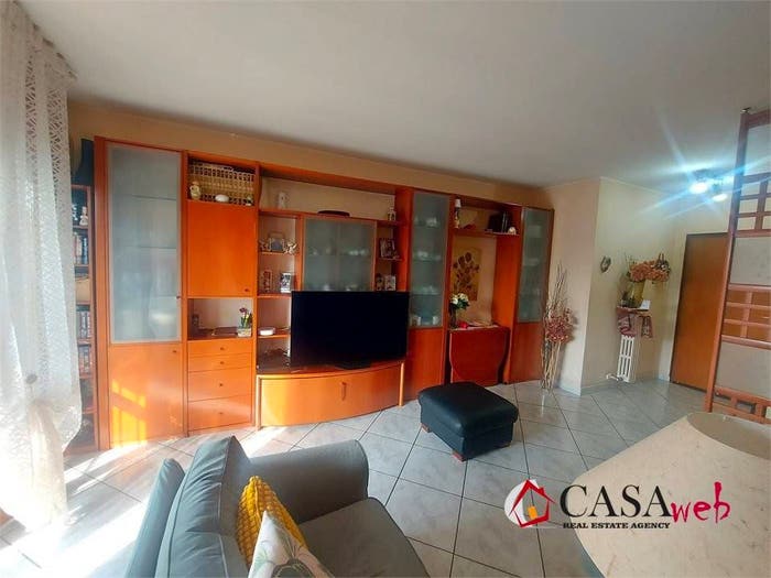 Appartamento trilocale in vendita in VIA AMENDOLA, Centro, Pioltello