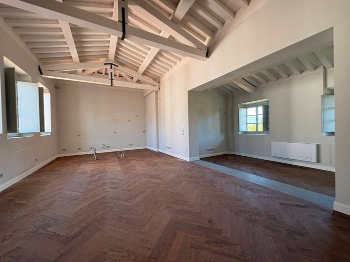 Appartamento con 6 locali in vendita in Coverciano, Firenze