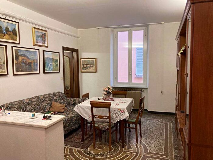 Appartamento quadrilocale in vendita in Vado Centro, Vado Ligure