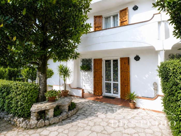 Casa trilocale in vendita in Viale Dante Alighieri, Lido degli Estensi, Comacchio