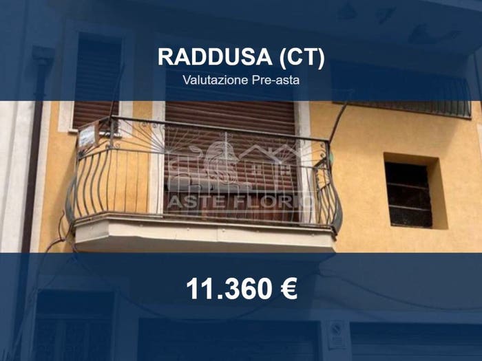 Casa con 6 locali in vendita in Via Roma, Raddusa