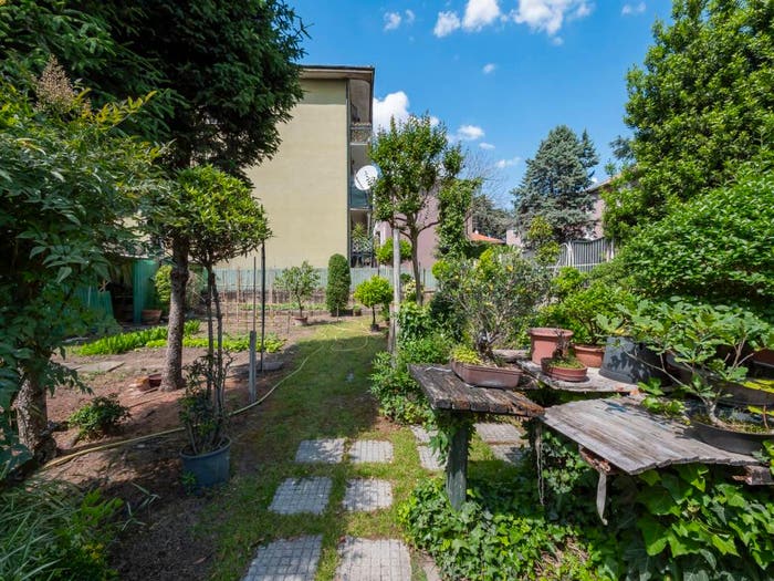 Casa con 6 locali in vendita in Viale Certosa, Musocco, Milano