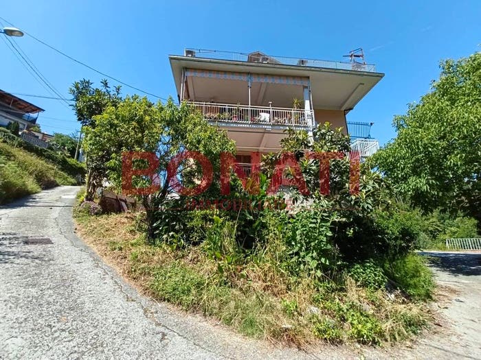 Casa con 6 locali in vendita in Valdurasca, Follo