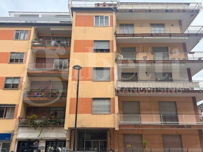 Appartamento trilocale in vendita in Via Scandone, A Annarumma A Gasperi F Tedesco, Avellino