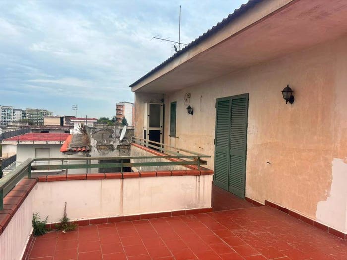 Appartamento con 6 locali in vendita in Via del Parco Magnolie, Centro, Casalnuovo di Napoli