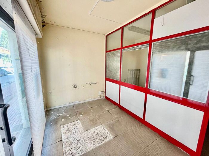 Appartamento trilocale in vendita in Via Risorgimento, Centro, Monsummano Terme