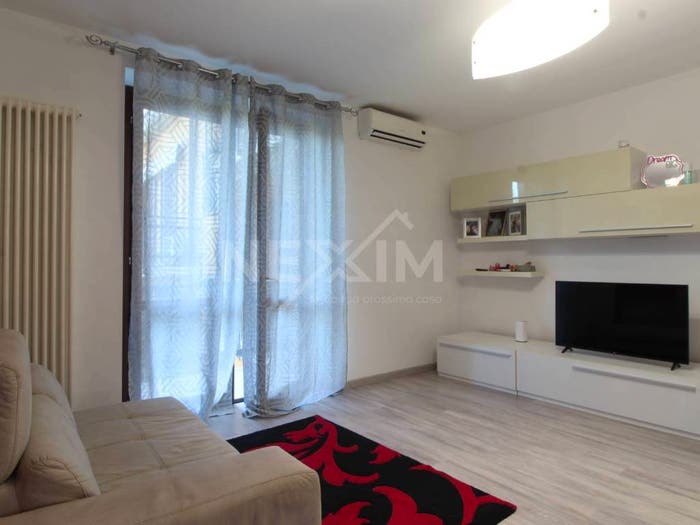 Appartamento trilocale in vendita in Viale Europa, Centro, Zeccone