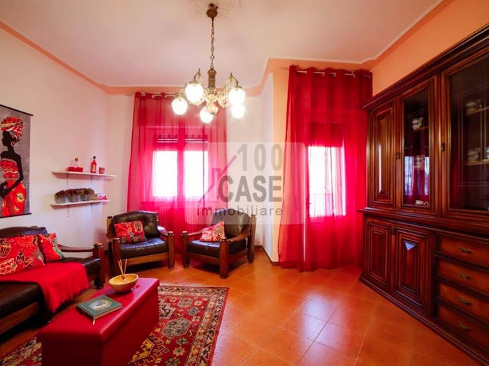 Appartamento quadrilocale in vendita in Via Aprile, Abbadia San Salvatore