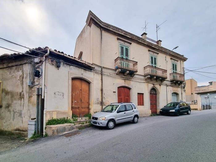 Appartamento con 6 locali in vendita in SP, Santa Margherita Santo Stefano, Messina