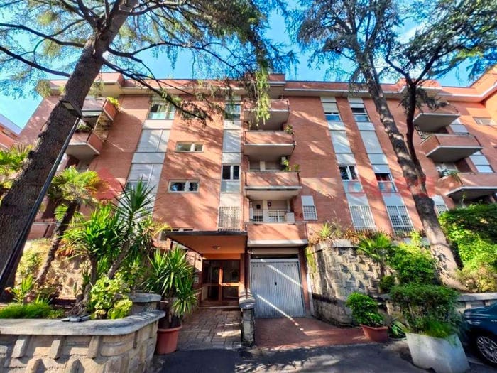 Appartamento con 5 locali in vendita in Via Chiusi, Nuovo Salario, Roma