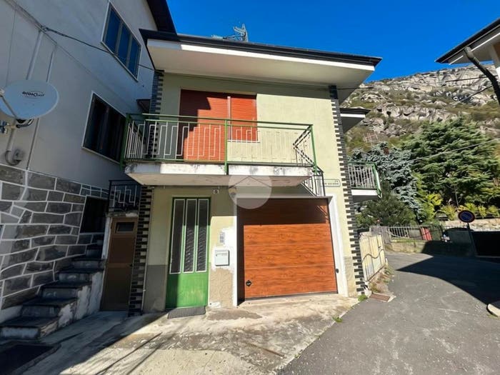 Casa trilocale in vendita in Via Gran Paradiso, Casetti Rosone, Locana