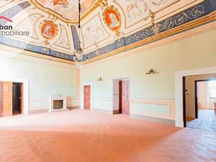 Appartamento con 6 locali in vendita in Via Roma, Pizzoli