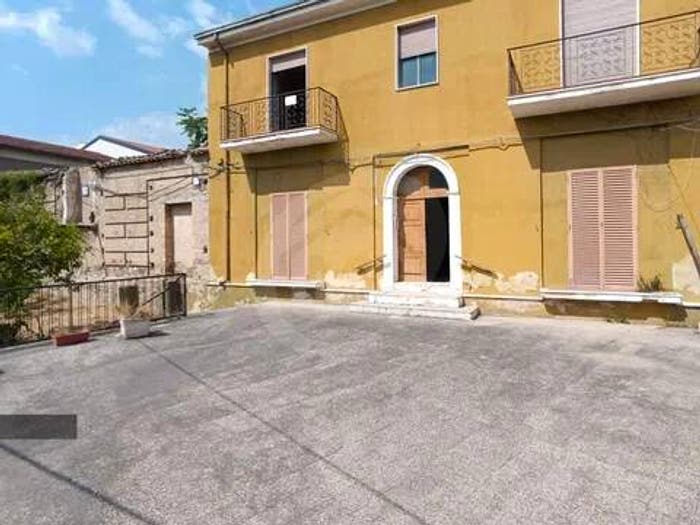 Casa con 6 locali in vendita in Via Vittorio Emanuele Ii A, Centro, Francavilla Marittima