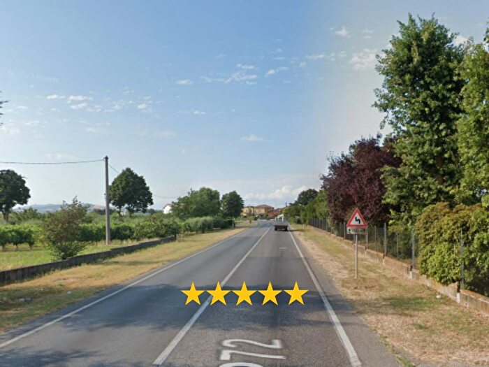 Appartamento con 6 locali in vendita in Via Monda, Vecchiazzano Ospedale, Forlì