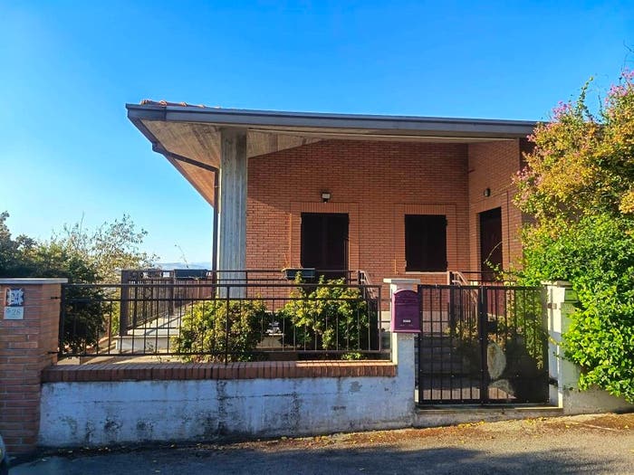 Casa con 6 locali in vendita in Via Matassa, Centro, Mozzagrogna