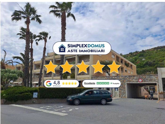 Appartamento bilocale in vendita in Gianni Cozzi, Santo Stefano al Mare
