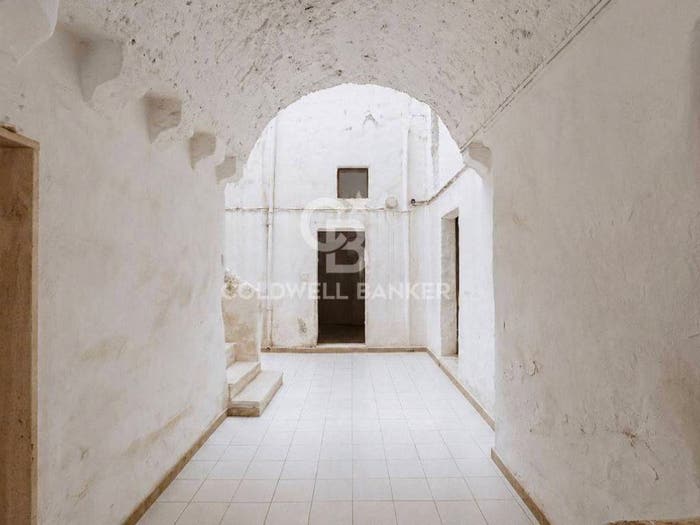 Casa con 6 locali in vendita in Via Ugo Bassi, Casarano