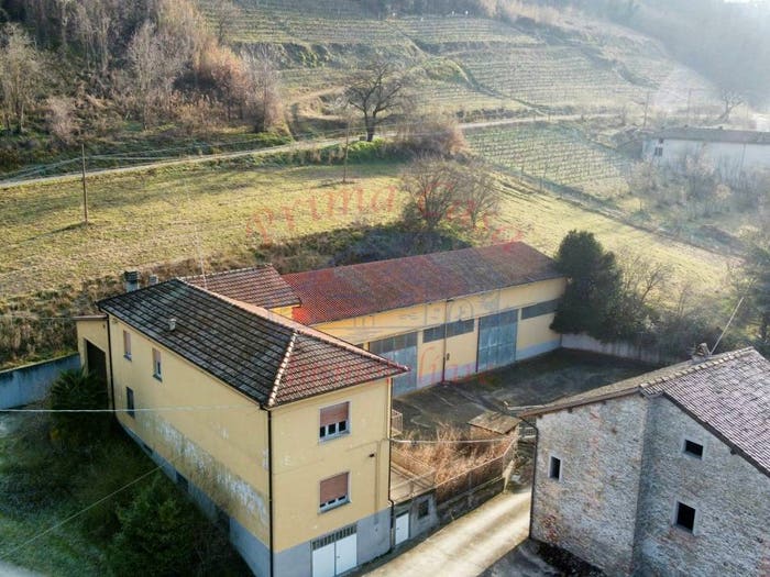 Casa con 6 locali in vendita in Regione Saliceta, Cassinasco