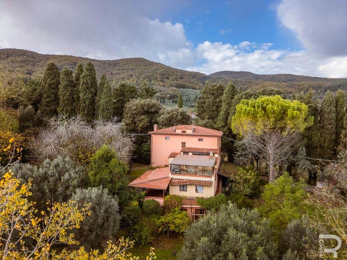 Casa con 6 locali in vendita in Via Emo Mannucci, Crocino, Collesalvetti