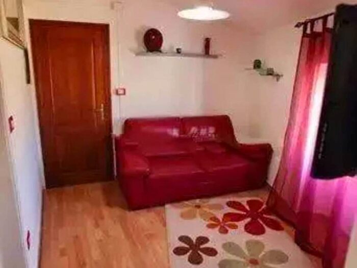 Casa con 5 locali in vendita in Viale Roma, Calangianus