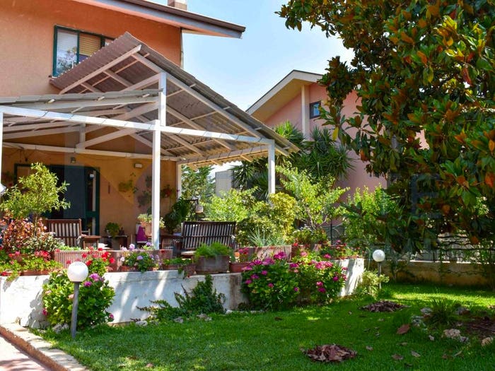 Casa con 6 locali in vendita in Via Roma, Centro, Avola