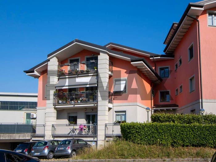 Appartamento trilocale in vendita in CADORNA, Cremella