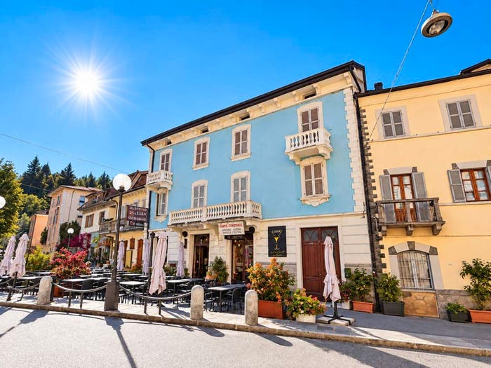 Appartamento trilocale in vendita in Piazza Micheli, Centro, Berceto