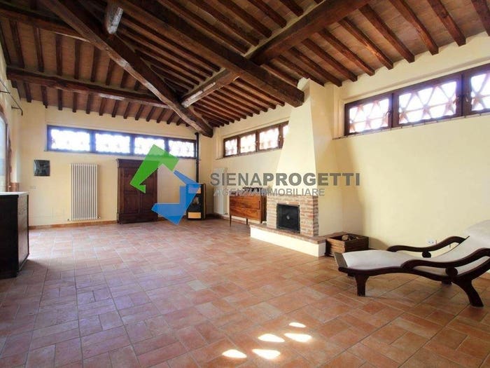 Appartamento con 6 locali in vendita in Monteriggioni