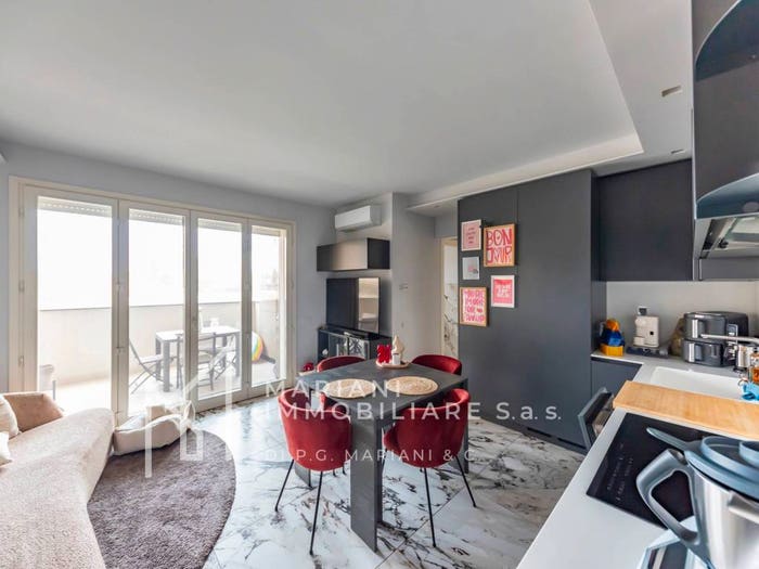 Appartamento trilocale in vendita in Via Alessandro Manzoni, Centro, Lainate