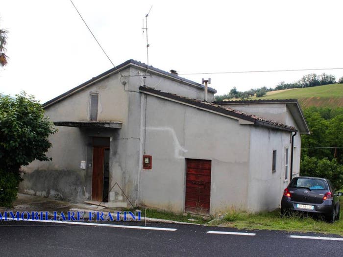 Casa con 5 locali in vendita in Contrada Palozza, Tossicia