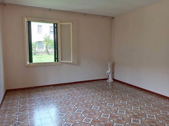 Casa con 6 locali in vendita in Montorso Vicentino