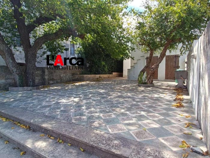 Casa quadrilocale in vendita in Via Giuseppe Verdi, Centro, Alessano
