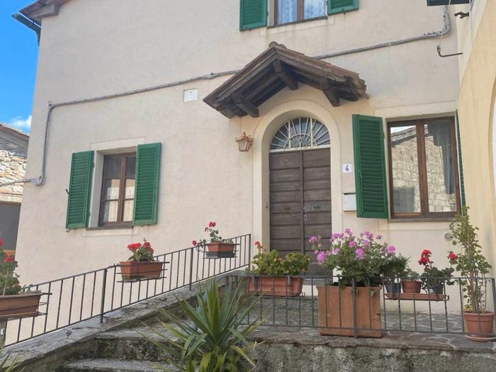 Appartamento con 5 locali in vendita in VIA GIUSEPPE GARIBALDI, Centro, Montieri