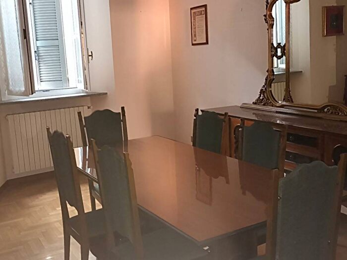 Appartamento con 5 locali in vendita in Vicolo M Castagnevizza, Centro, Codogno