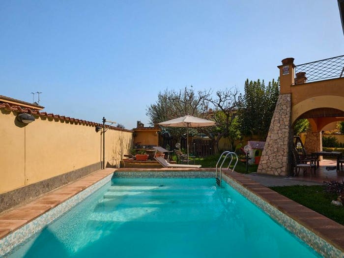 Casa quadrilocale in vendita in Via Onani, Rocca Cencia, Roma