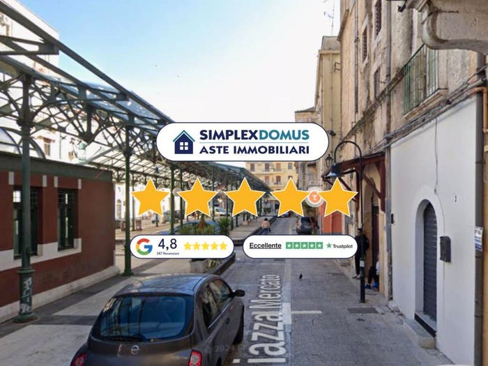Appartamento trilocale in vendita in Piazza Mercato, Centro Storico, Foggia