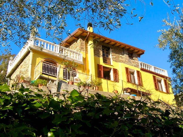 Appartamento con 6 locali in vendita in Frazione Ginestro, Testico