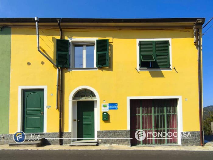 Casa quadrilocale in vendita in Via Guardia, Tosse, Noli