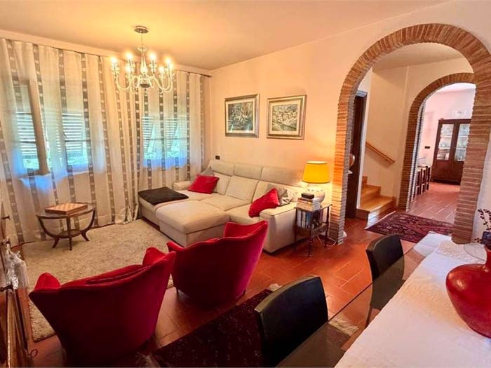 Casa con 6 locali in vendita in via nuova per pisa, Massa Pisana Vicopelago, Lucca