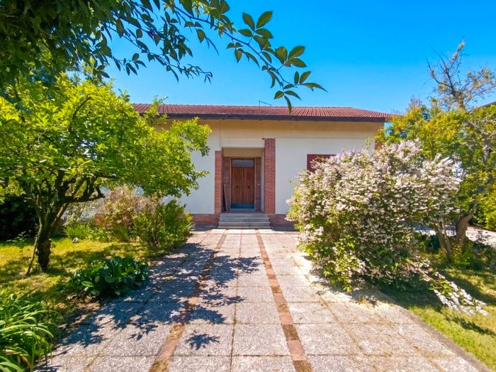 Casa quadrilocale in vendita in Via Giunture, Ceprano