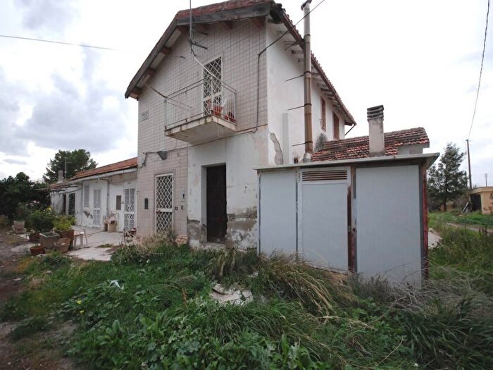 Casa trilocale in vendita in Contrada Ponte Albanito Snc, Foggia