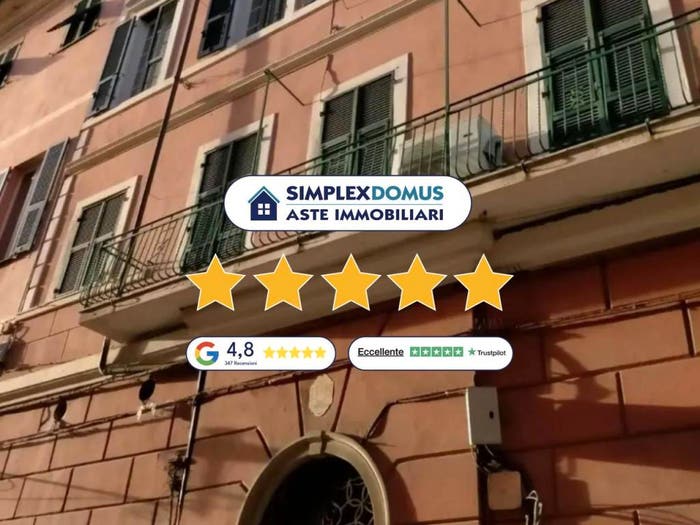 Appartamento con 6 locali in vendita in Felice Cascione, Porto Maurizio, Imperia