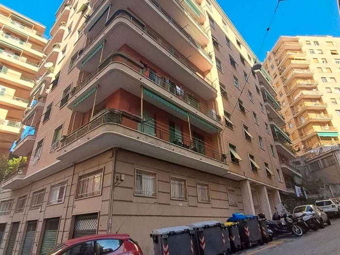 Appartamento bilocale in vendita in Via La Spezia, Sampierdarena, Genova
