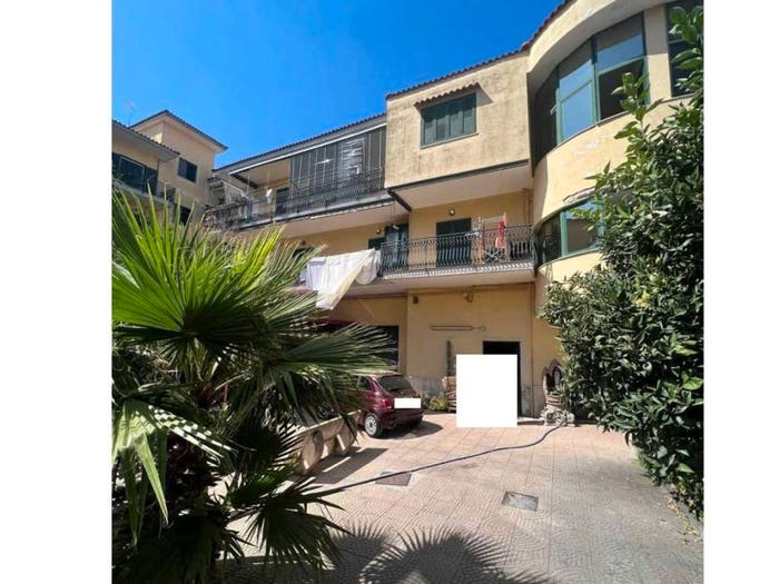 Appartamento con 5 locali in vendita in Via Papa Giovanni XXIII Mugnano di Napoli NA Italia, Centro, Mugnano di Napoli