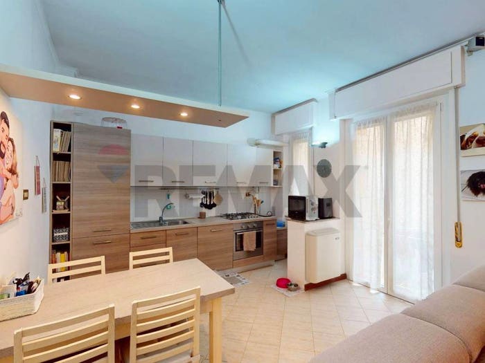 Appartamento con 5 locali in vendita in Via De Gasperi, Centro, Campomorone
